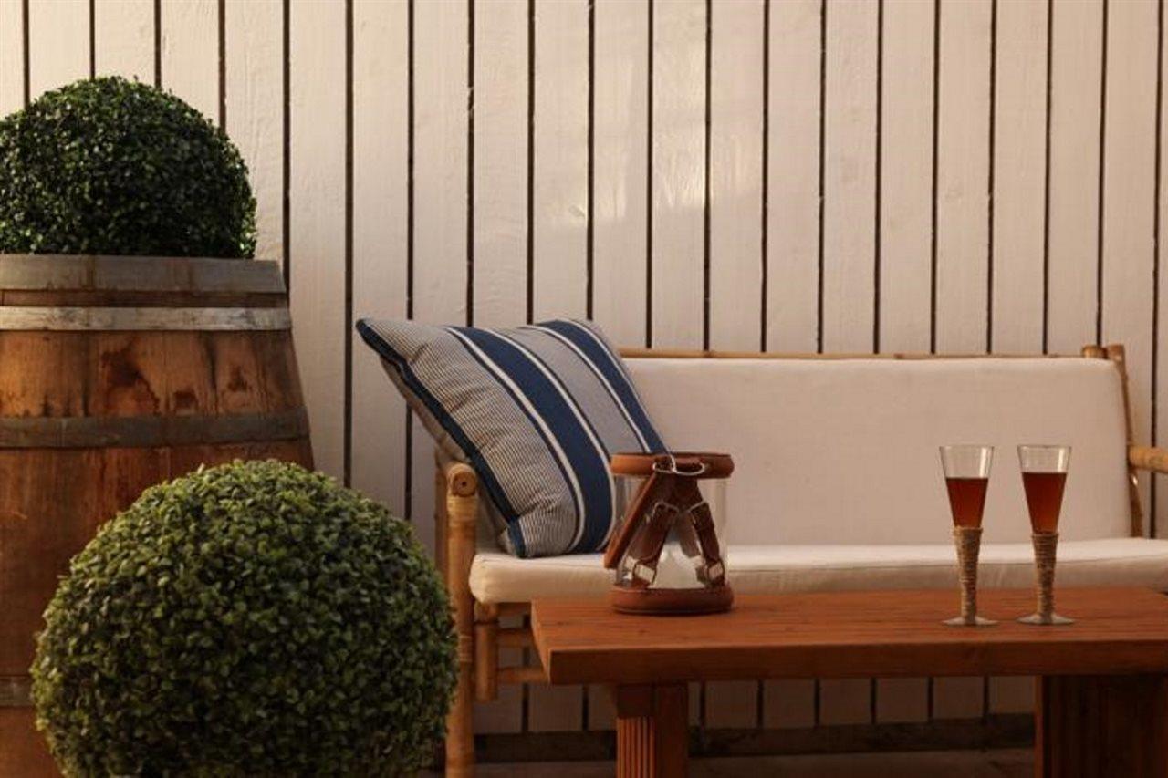 Dream Beach 98 Hotel And Spa Tel Aviv Exteriör bild