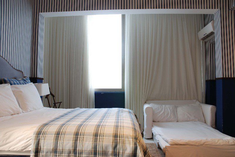 Dream Beach 98 Hotel And Spa Tel Aviv Exteriör bild